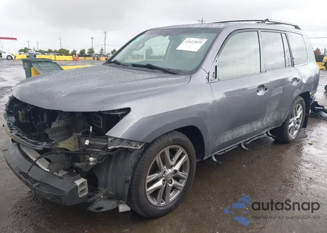 2013 Lexus Lx 570 z USA, uszkodzony, nr VIN JTJHY7AX2D4123410